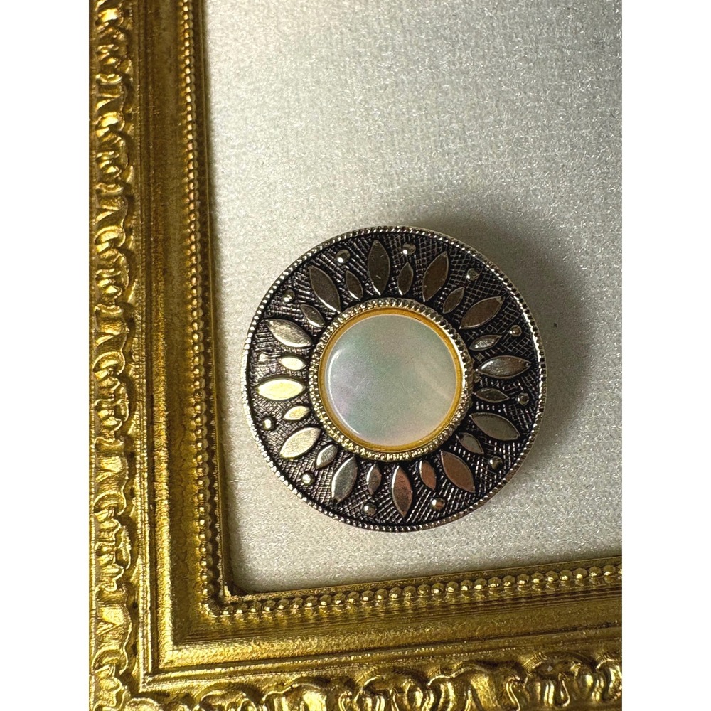 Vintage Gold Tone Scarf Clip Mother of Pearl Sunburst Etched Round